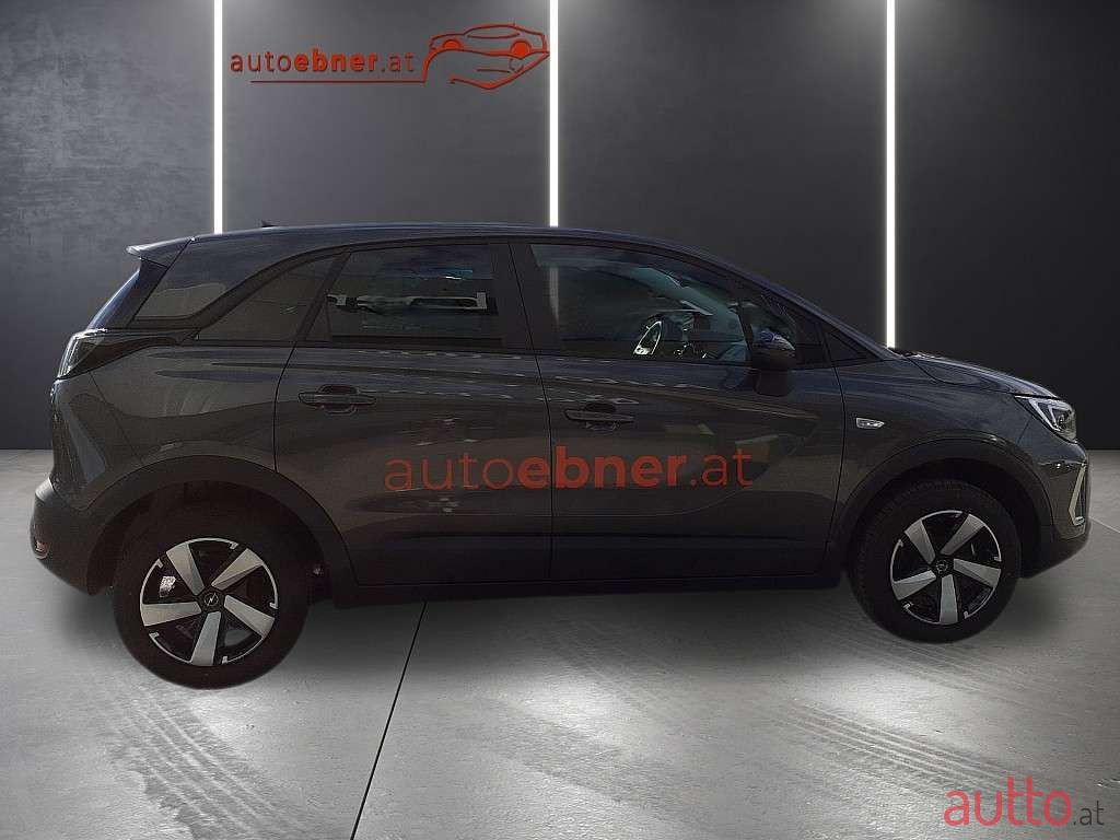 2022' Opel Crossland photo #3