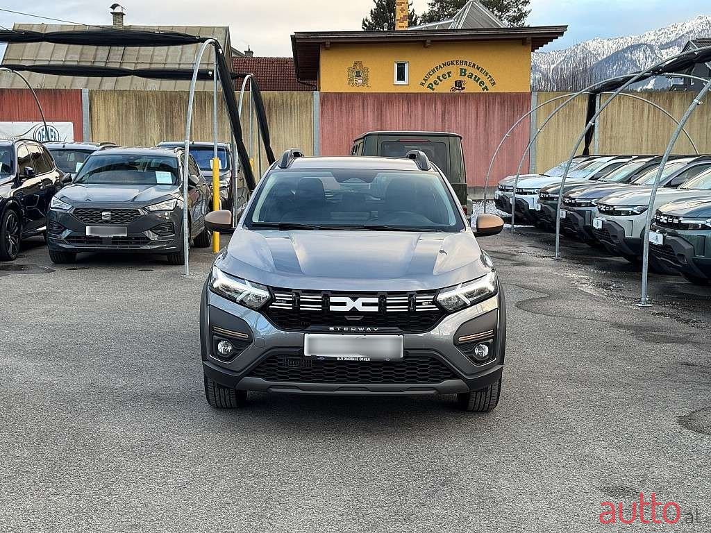 2024' Dacia Sandero photo #3