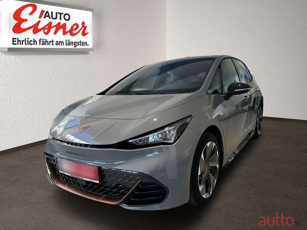 2023' Cupra Born photo #1