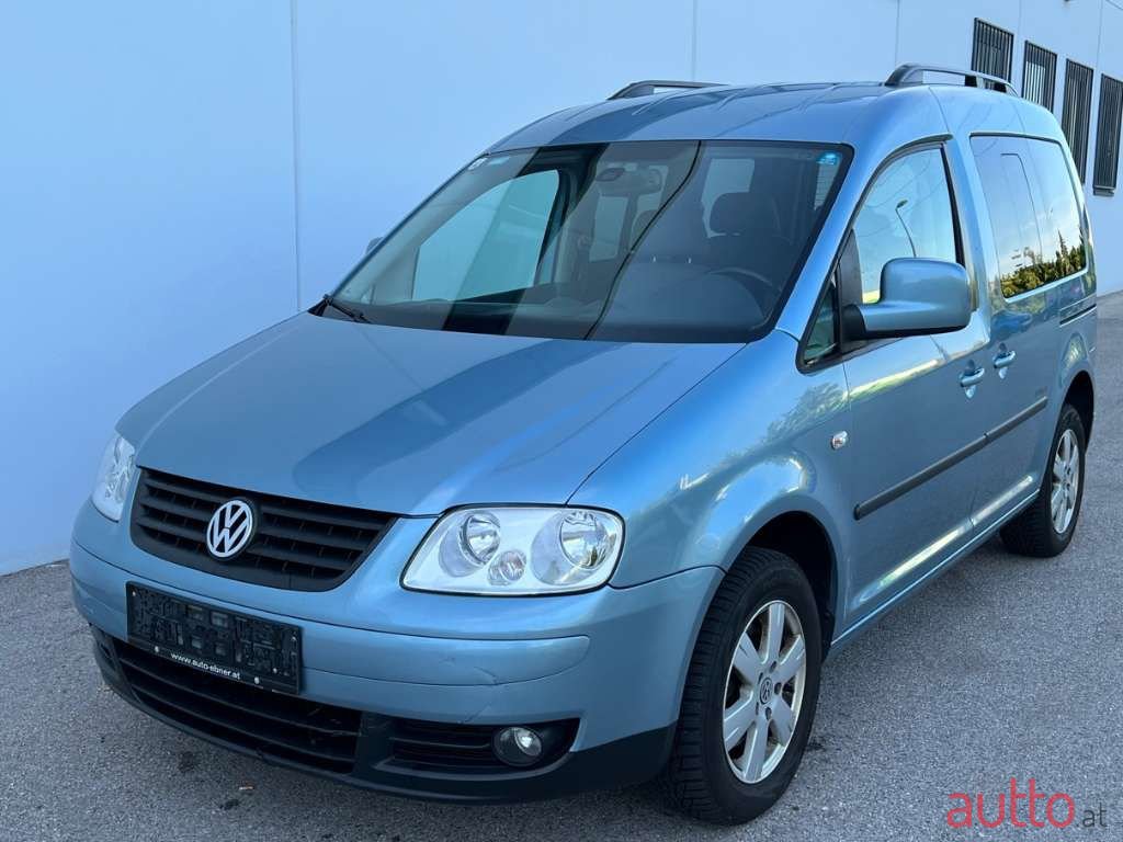 2009' Volkswagen Caddy photo #6