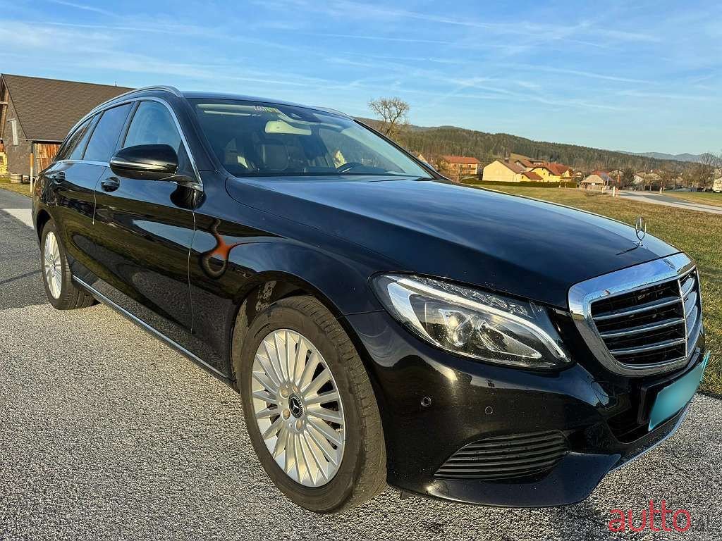 2018' Mercedes-Benz C-Klasse photo #2