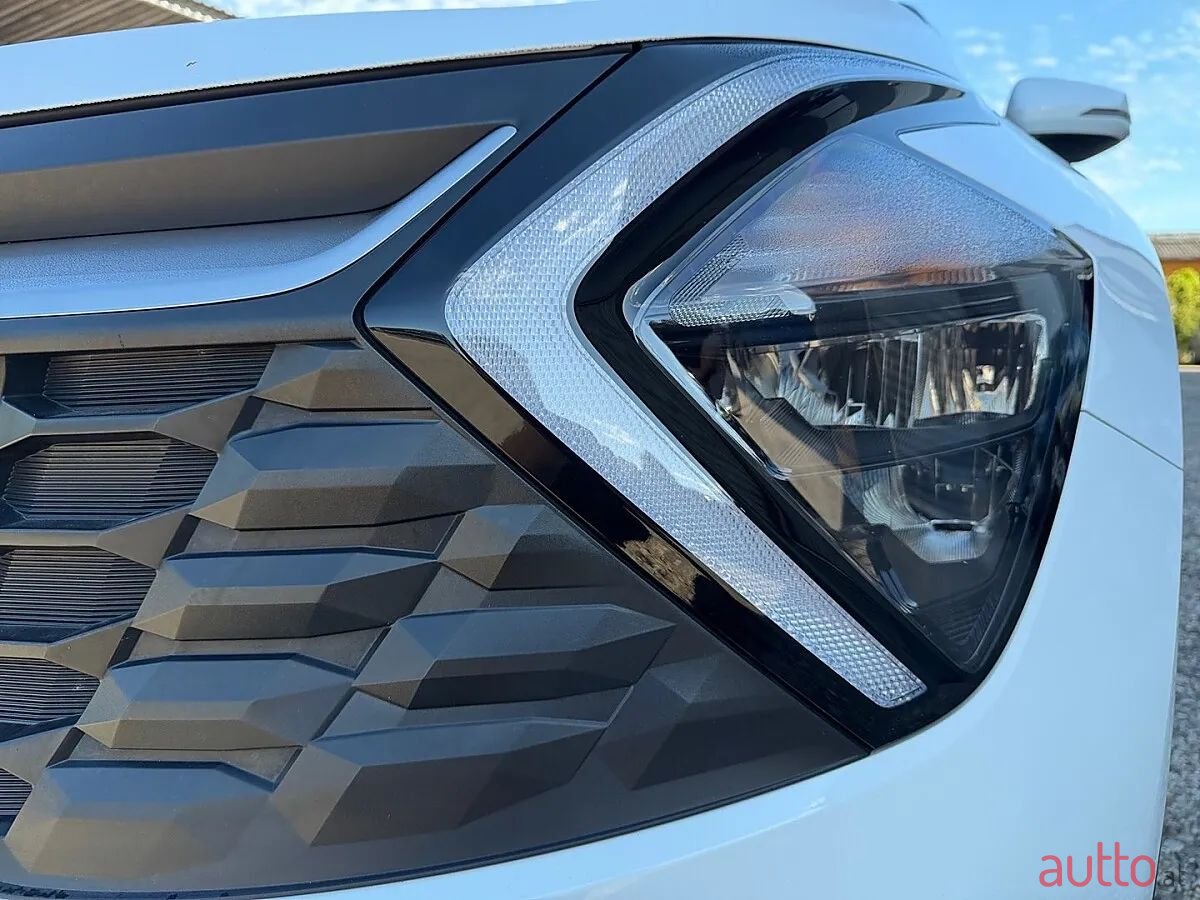 2024' Kia Sportage photo #3