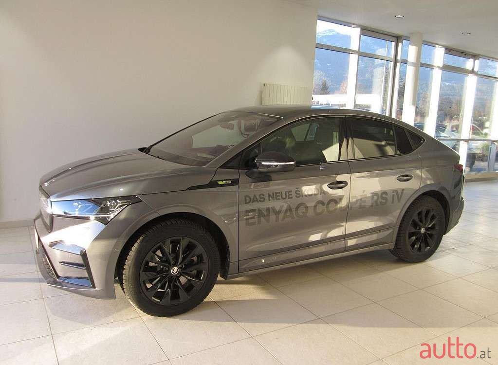 2023' Skoda Enyaq photo #2