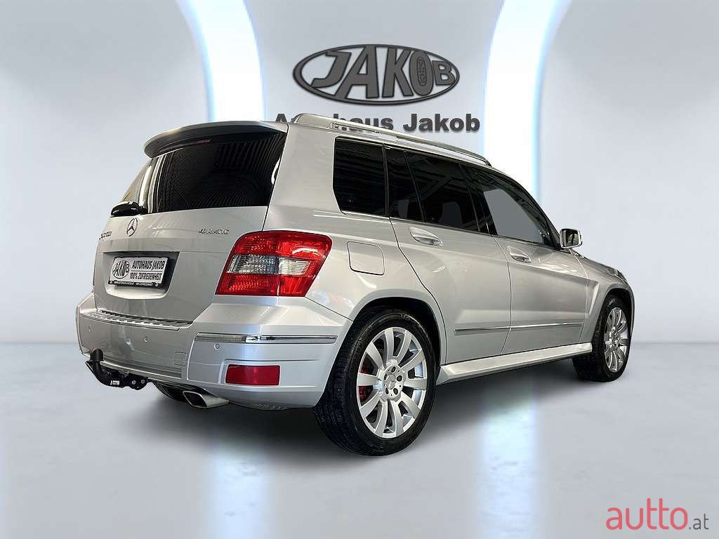 2010' Mercedes-Benz Glk-Klasse photo #1