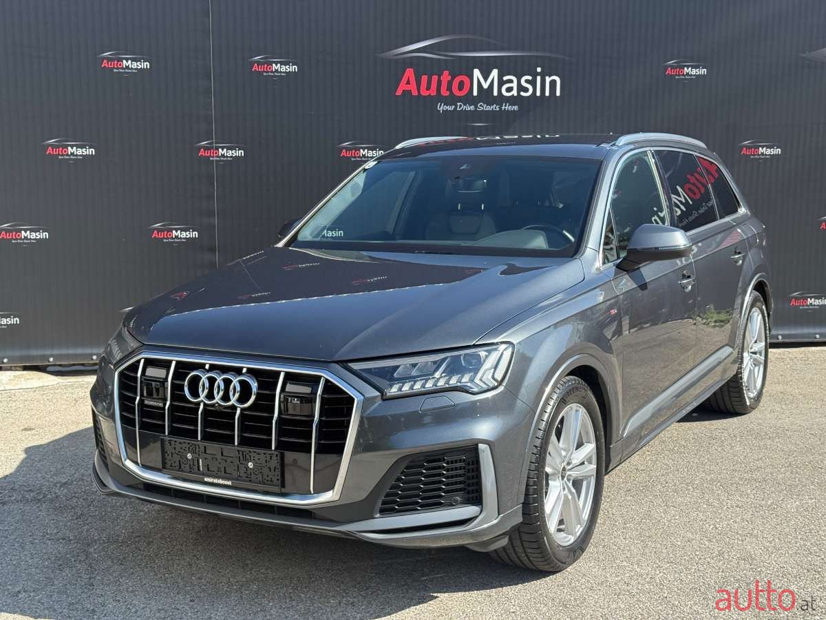 2021' Audi Q7 photo #1