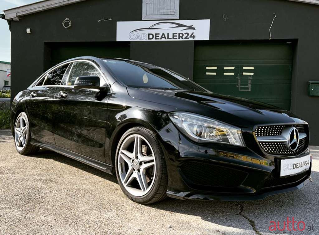 2013' Mercedes-Benz Cla-Klasse photo #2