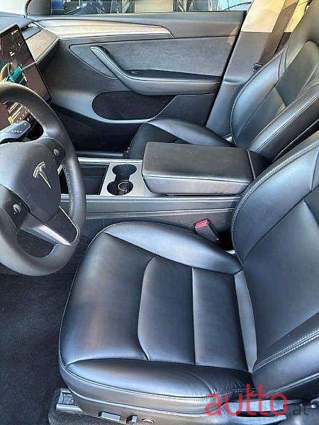 2022' Tesla Model Y photo #3