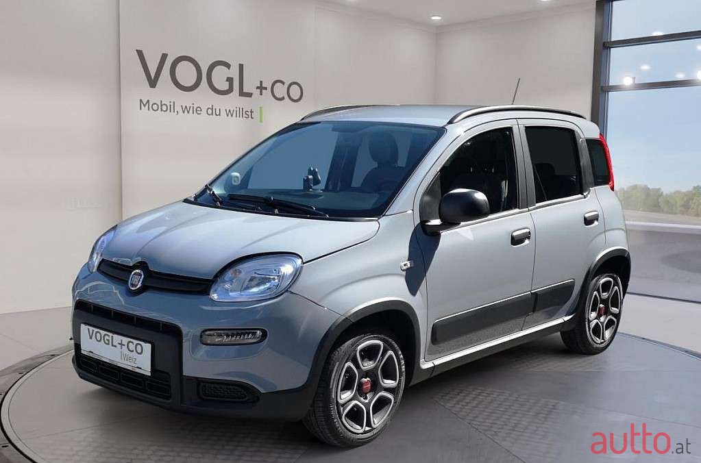 2022' Fiat Panda photo #1