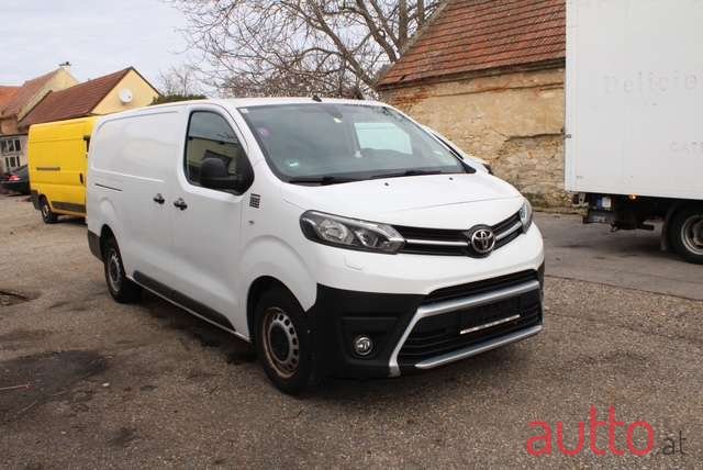 2020' Toyota Pro Ace photo #1