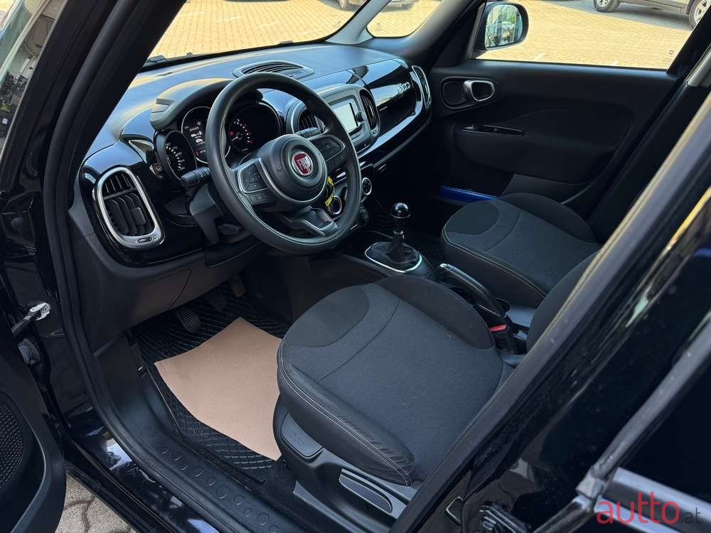 2018' Fiat 500L photo #5