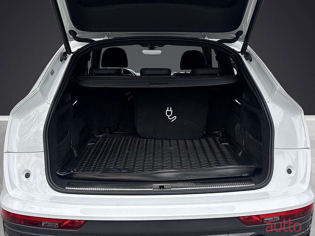 2021' Audi Q5 photo #3