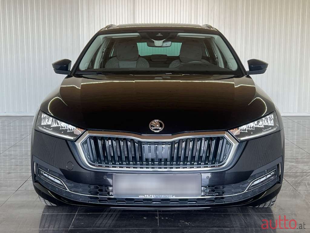 2024' Skoda Octavia photo #2