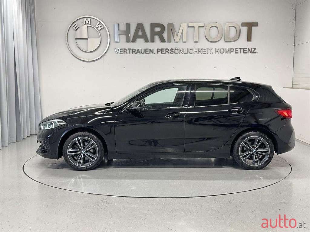 2022' BMW 1Er-Reihe photo #3