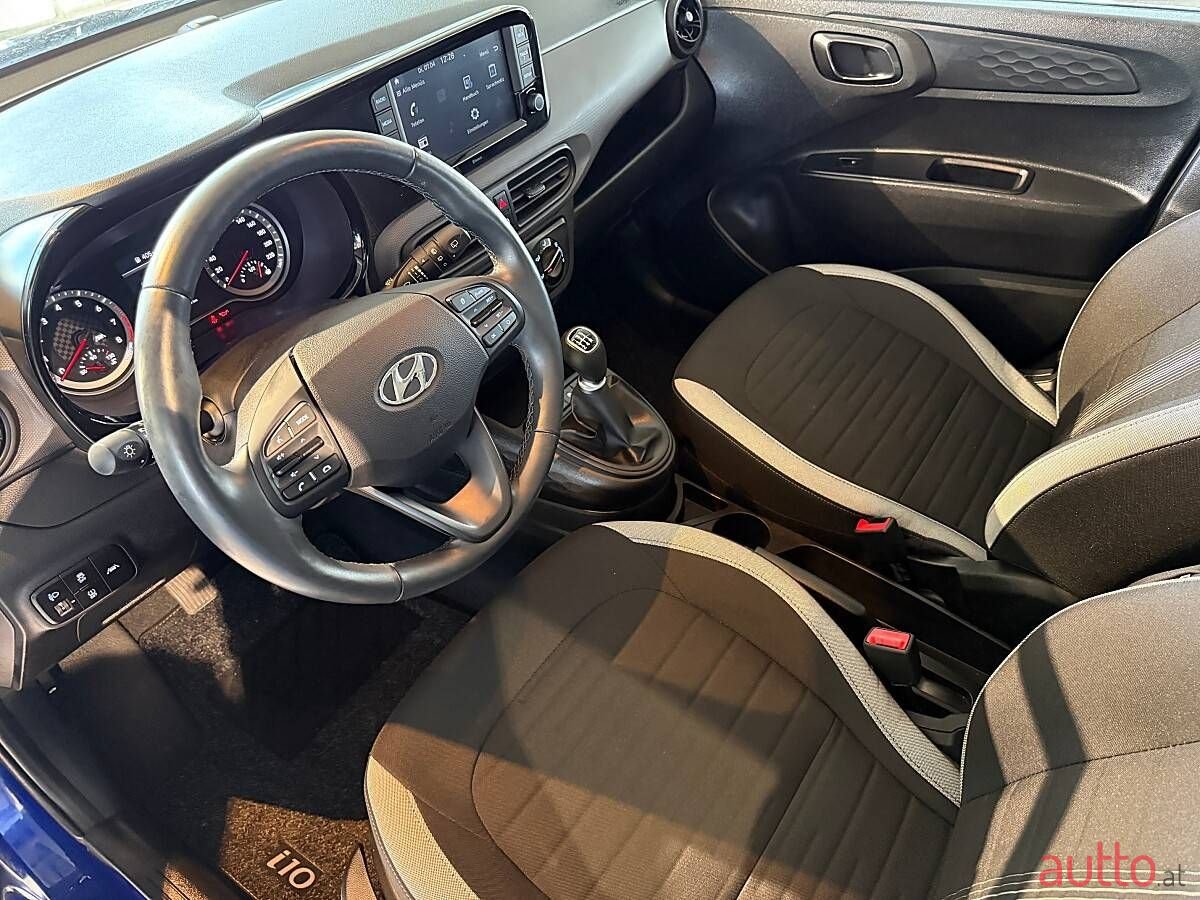 2021' Hyundai i10 photo #5