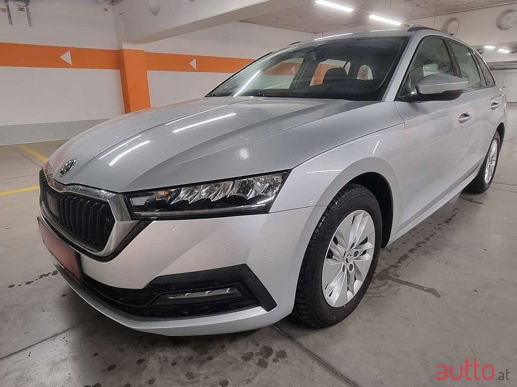 2021' Skoda Octavia photo #1
