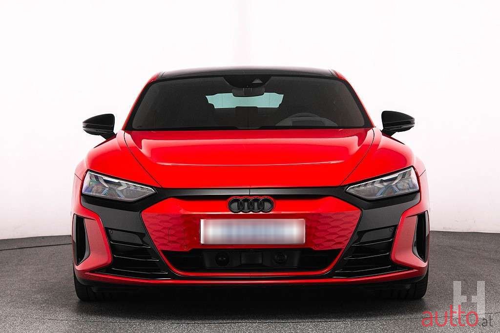 2023' Audi e-tron GT photo #1