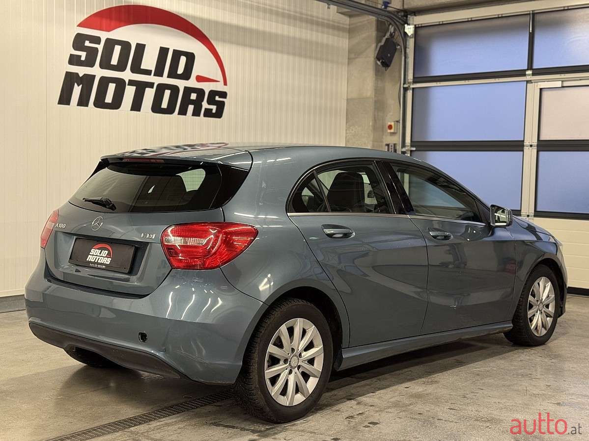 2012' Mercedes-Benz A-Klasse photo #6