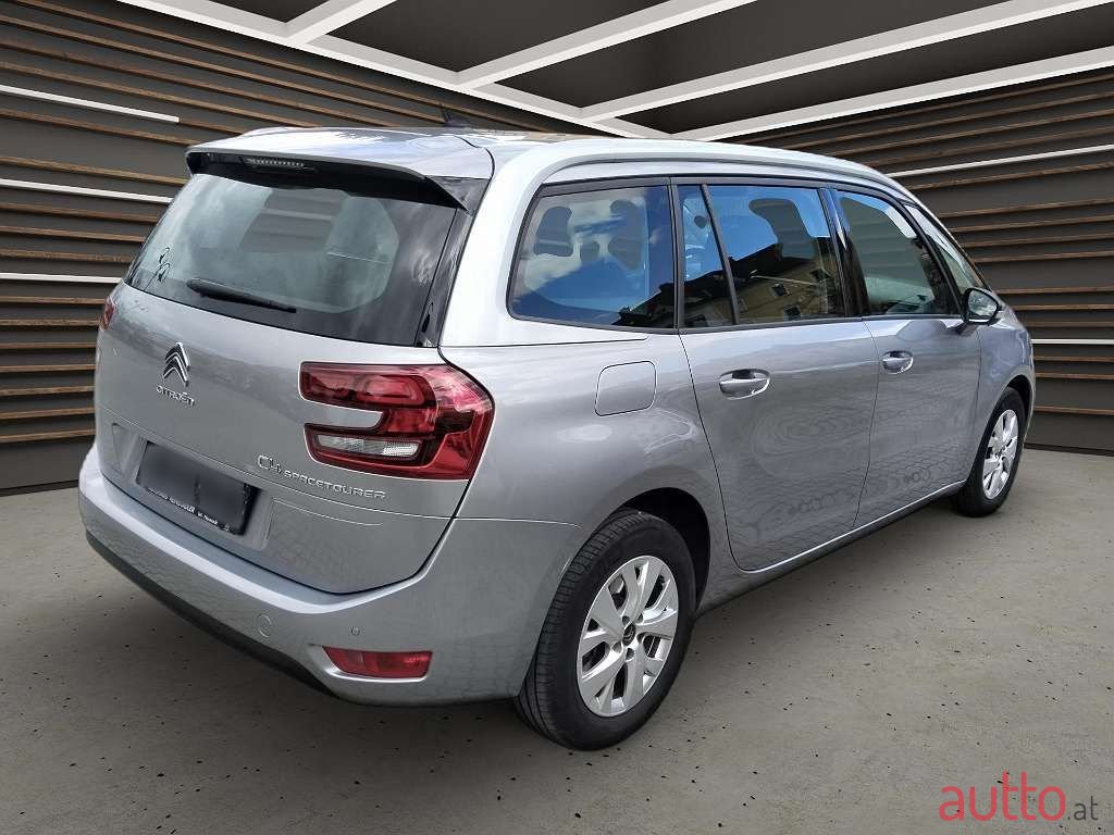 2020' Citroen C4 SpaceTourer photo #4