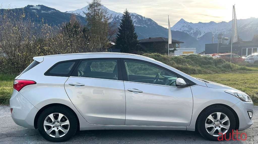 2013' Hyundai i30 photo #4