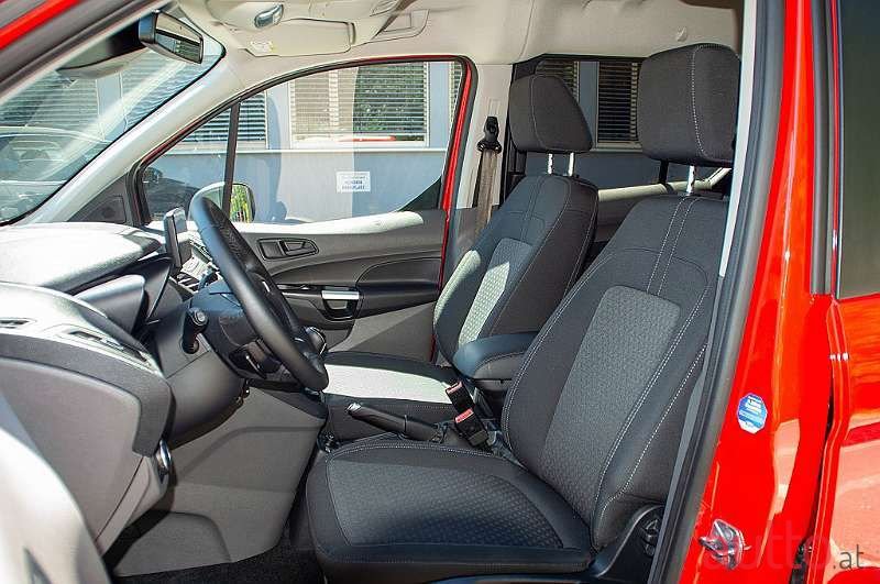 2020' Ford Tourneo photo #6