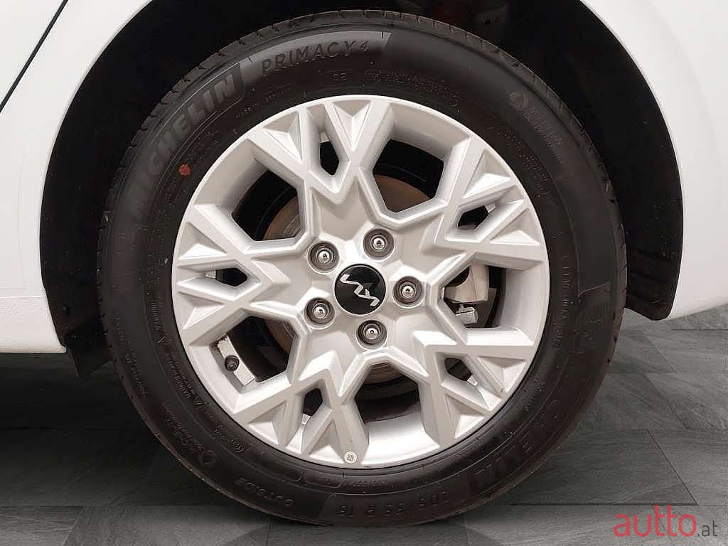 2022' Kia Ceed photo #6