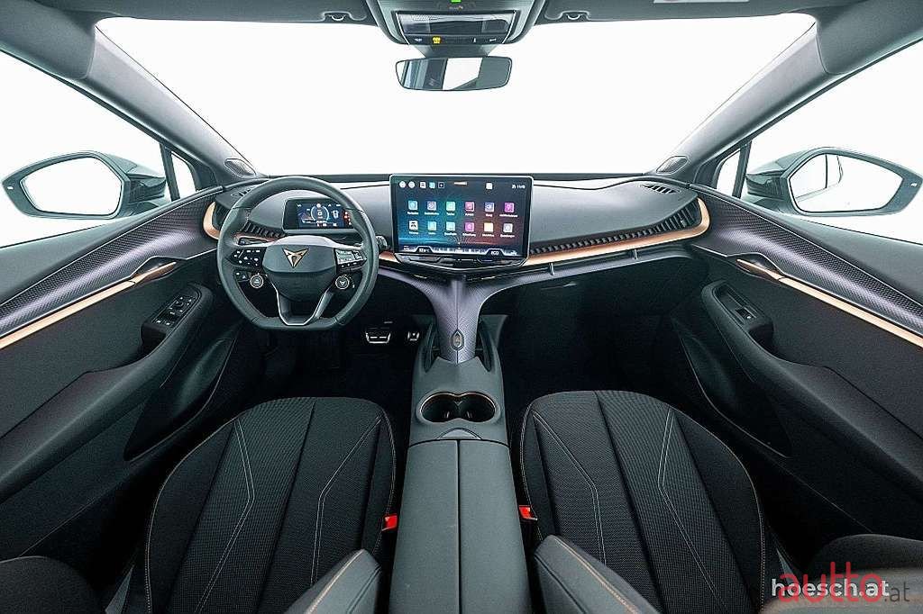 2024' Cupra Tavascan photo #5