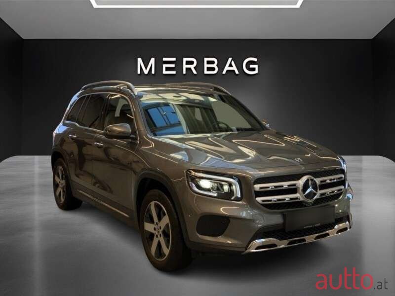 2024' Mercedes-Benz GLB photo #4
