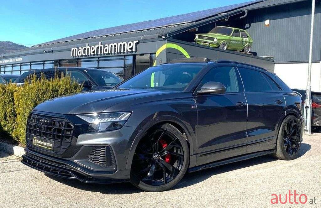 2019' Audi Q8 photo #1