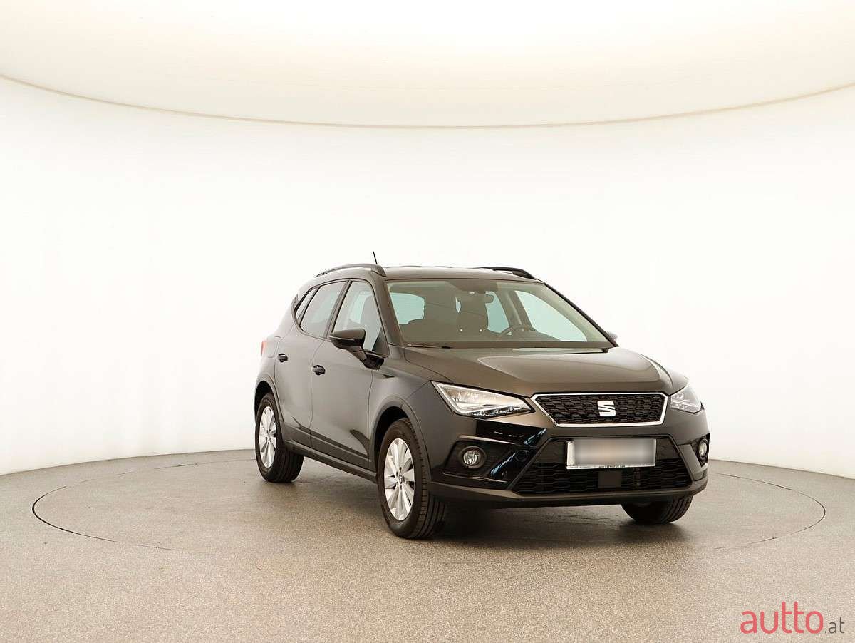 2019' SEAT Arona photo #2