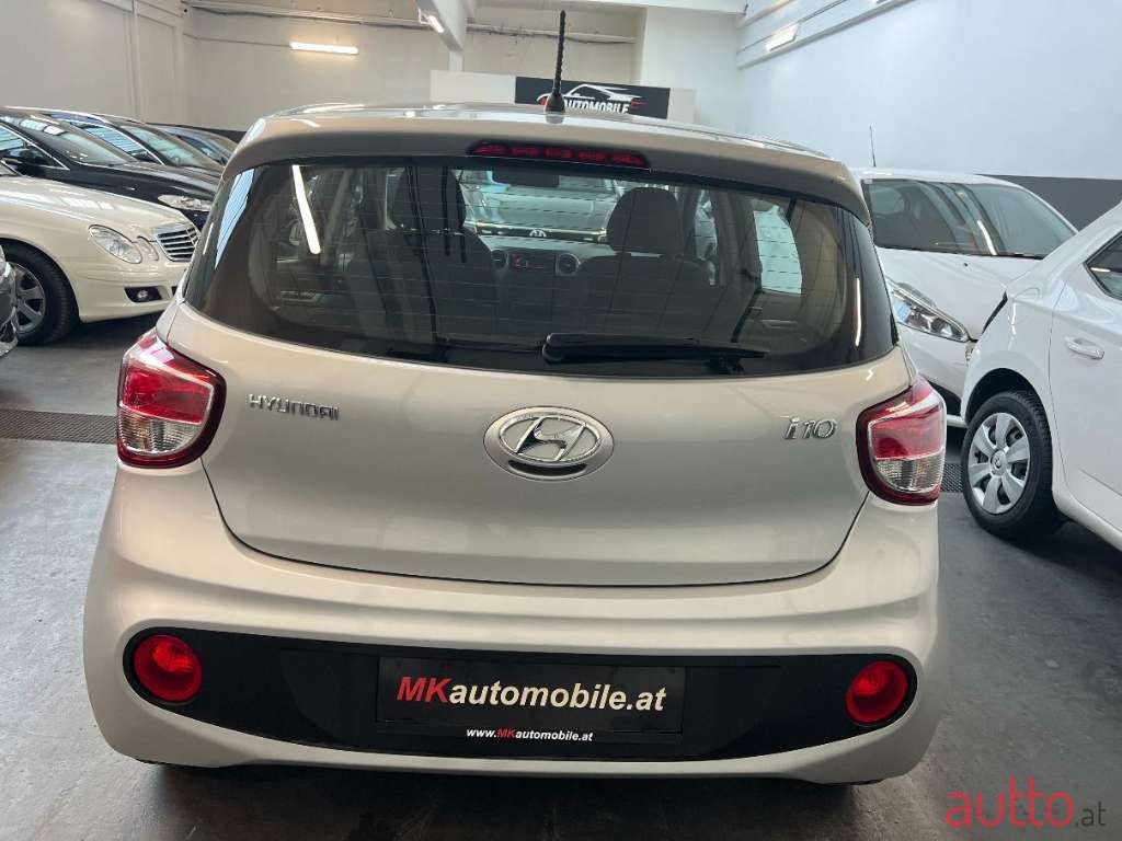 2019' Hyundai i10 photo #5