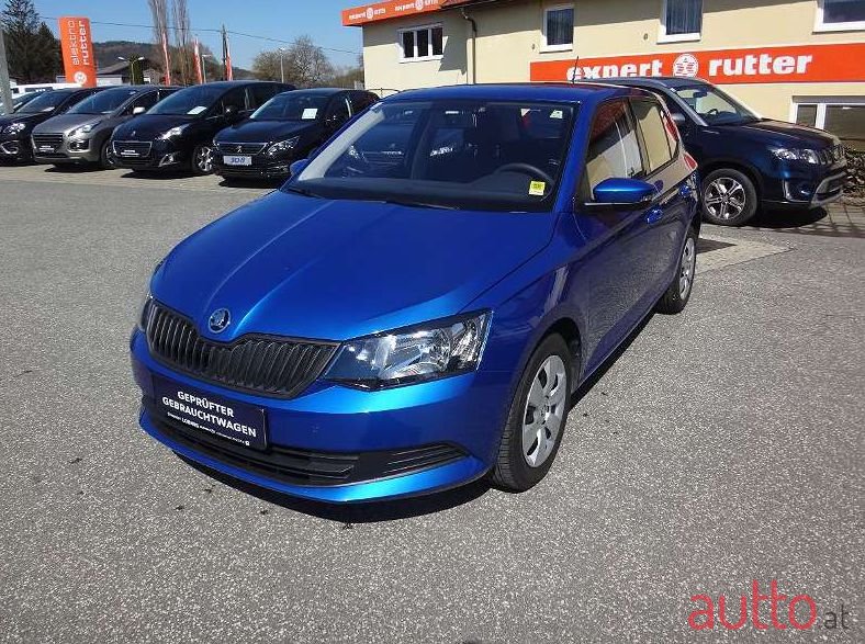 2015' Skoda Fabia photo #1