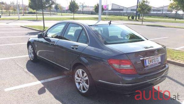 2009' Mercedes-Benz C-Klasse photo #1