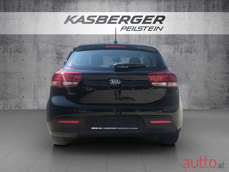 2019' Kia Rio photo #6