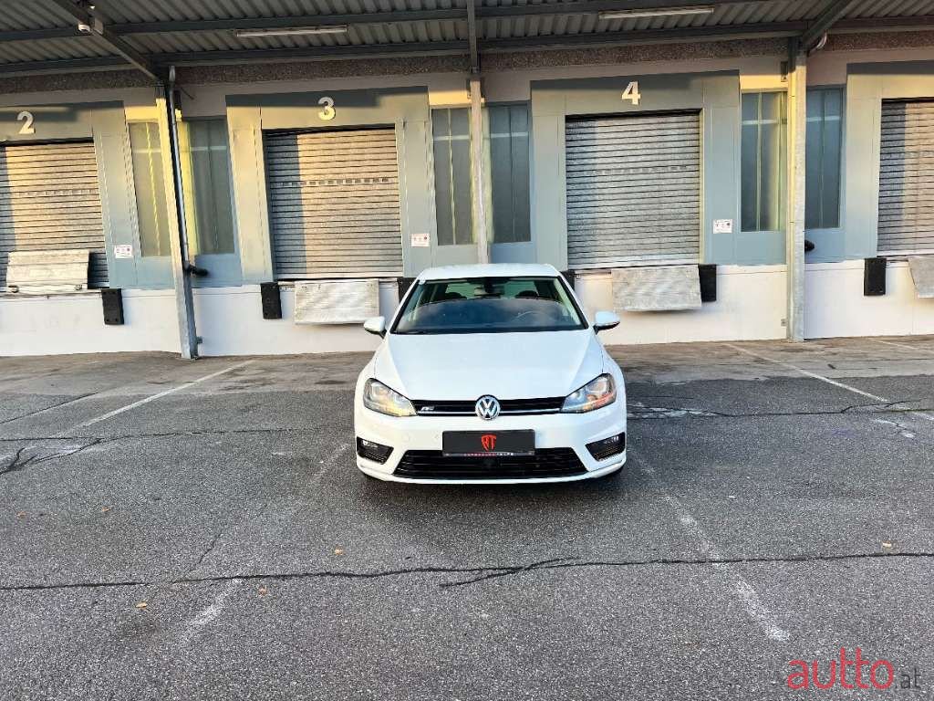 2014' Volkswagen Golf photo #1