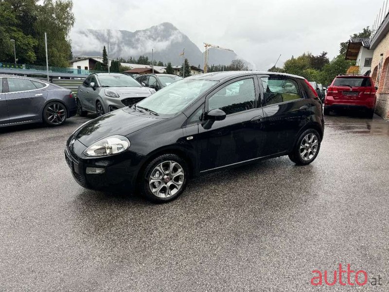 2017' Fiat Punto photo #1