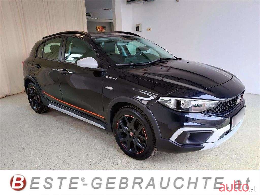 2023' Fiat Tipo photo #1
