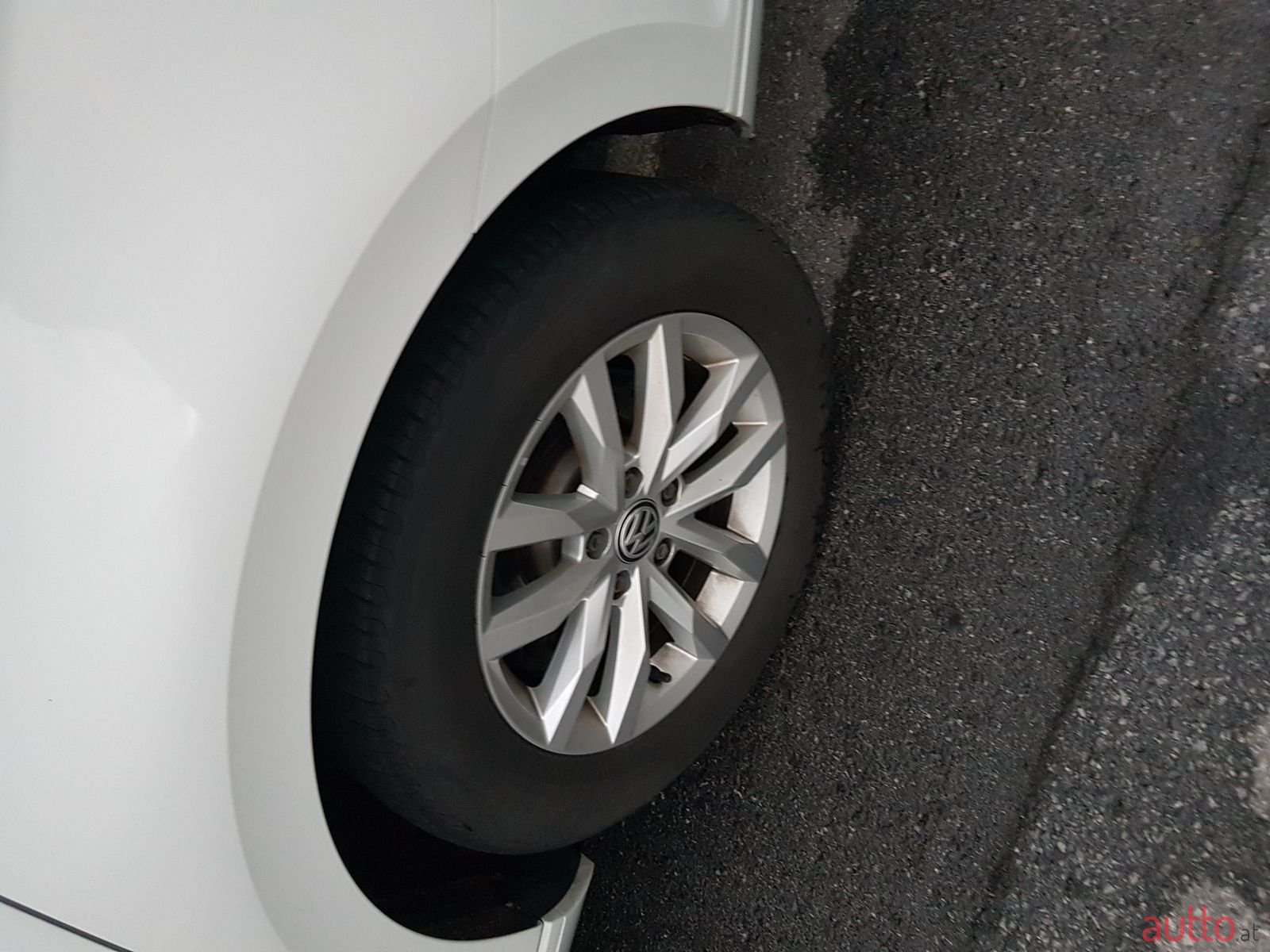 2015' Volkswagen Passat B6 photo #4