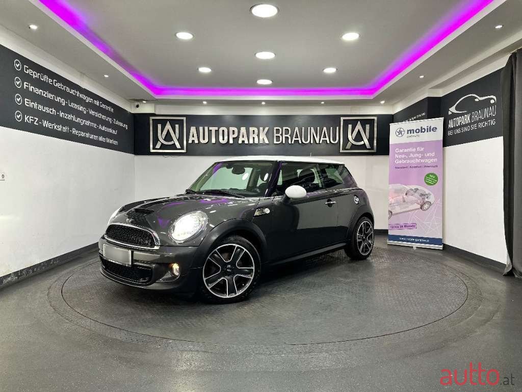 2012' MINI Cooper photo #1