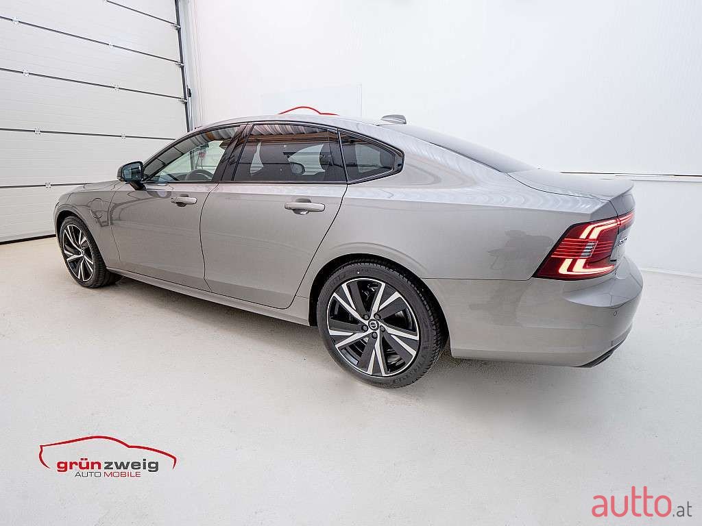 2021' Volvo S90 photo #6