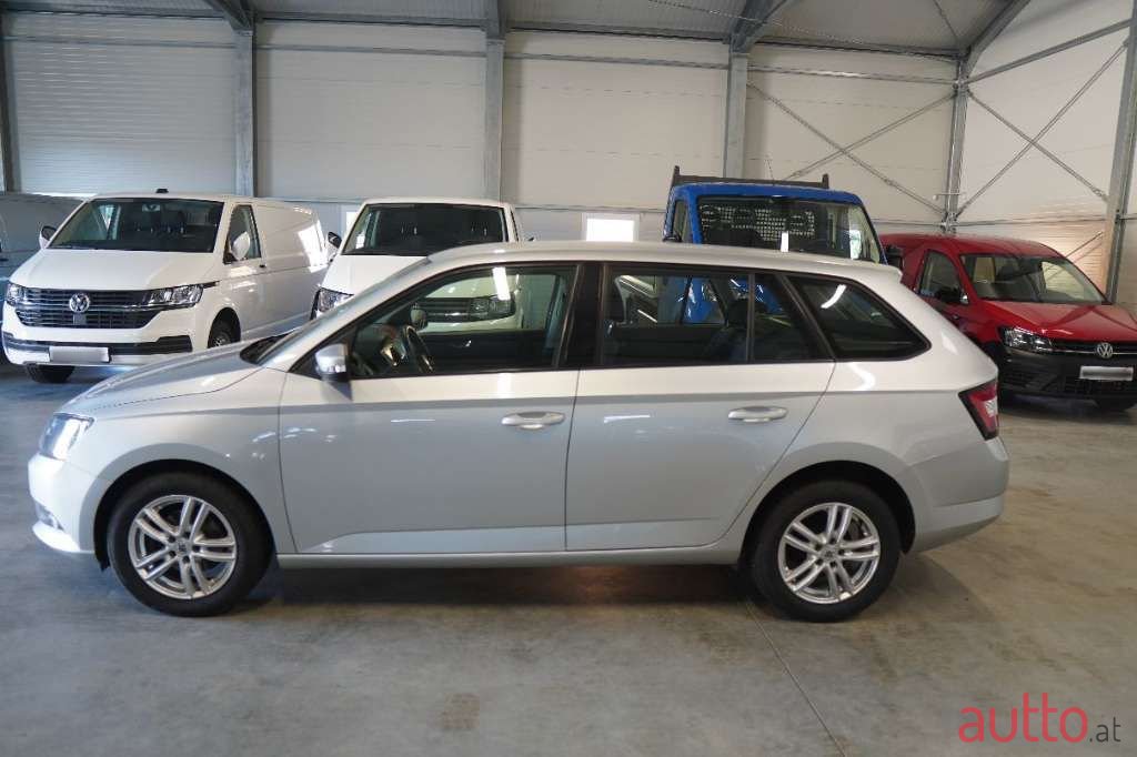 2017' Skoda Fabia photo #5