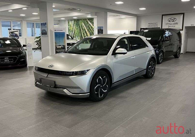 2021' Hyundai Ioniq 5 photo #2