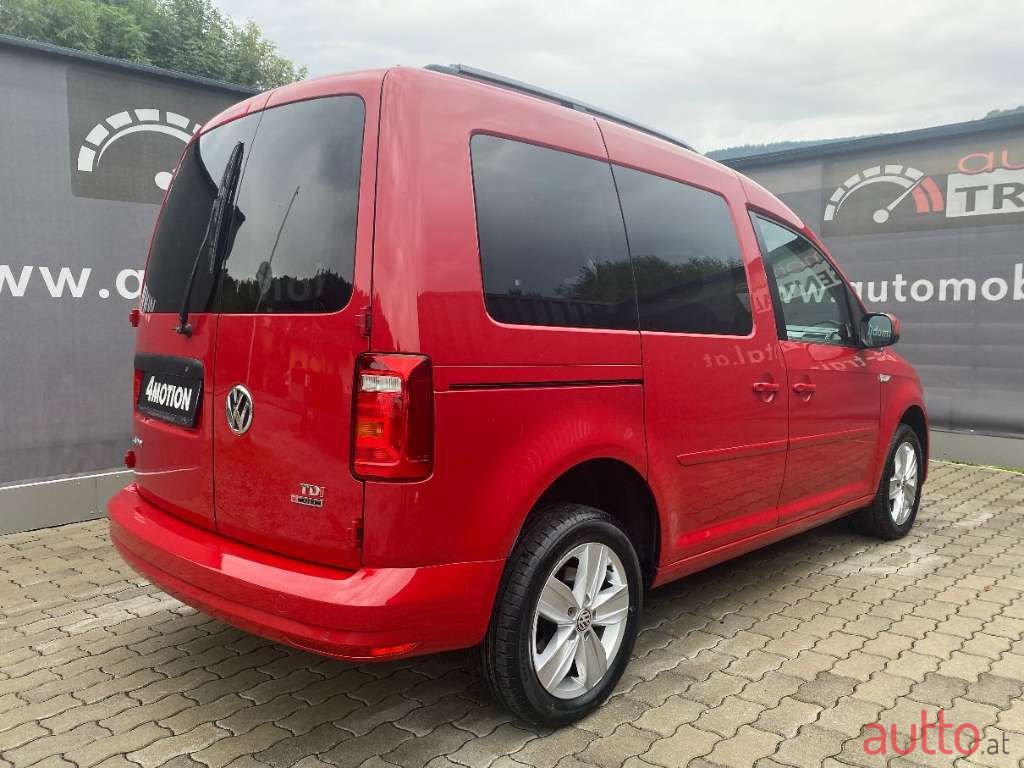 2016' Volkswagen Caddy photo #4