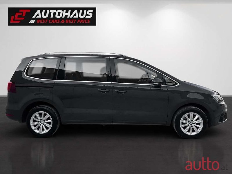 2020' SEAT Alhambra photo #5