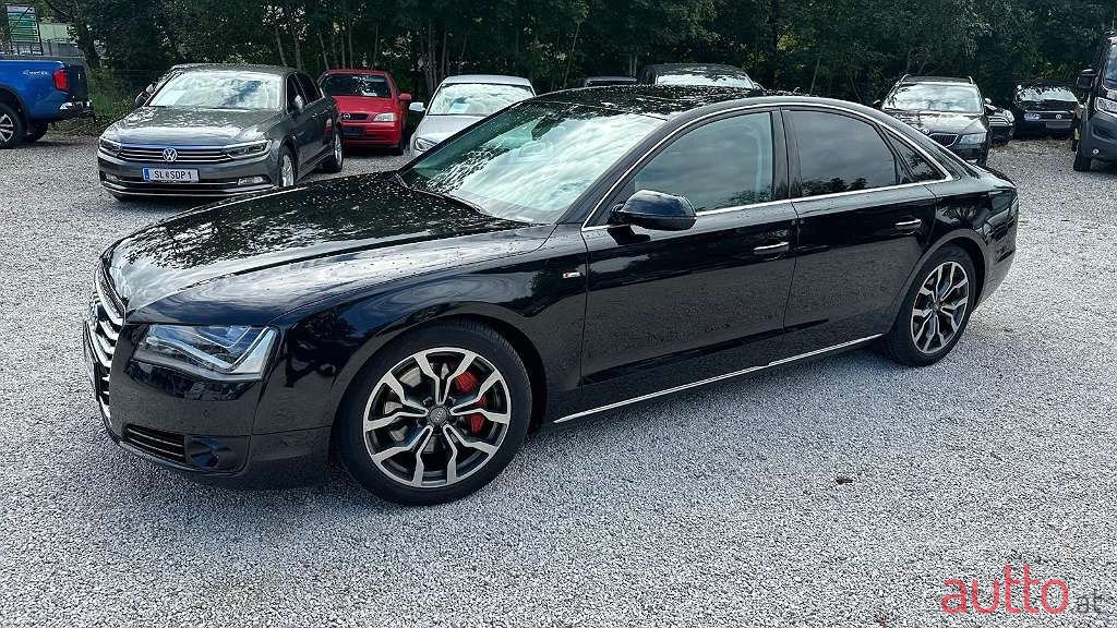 2011' Audi A8 photo #1