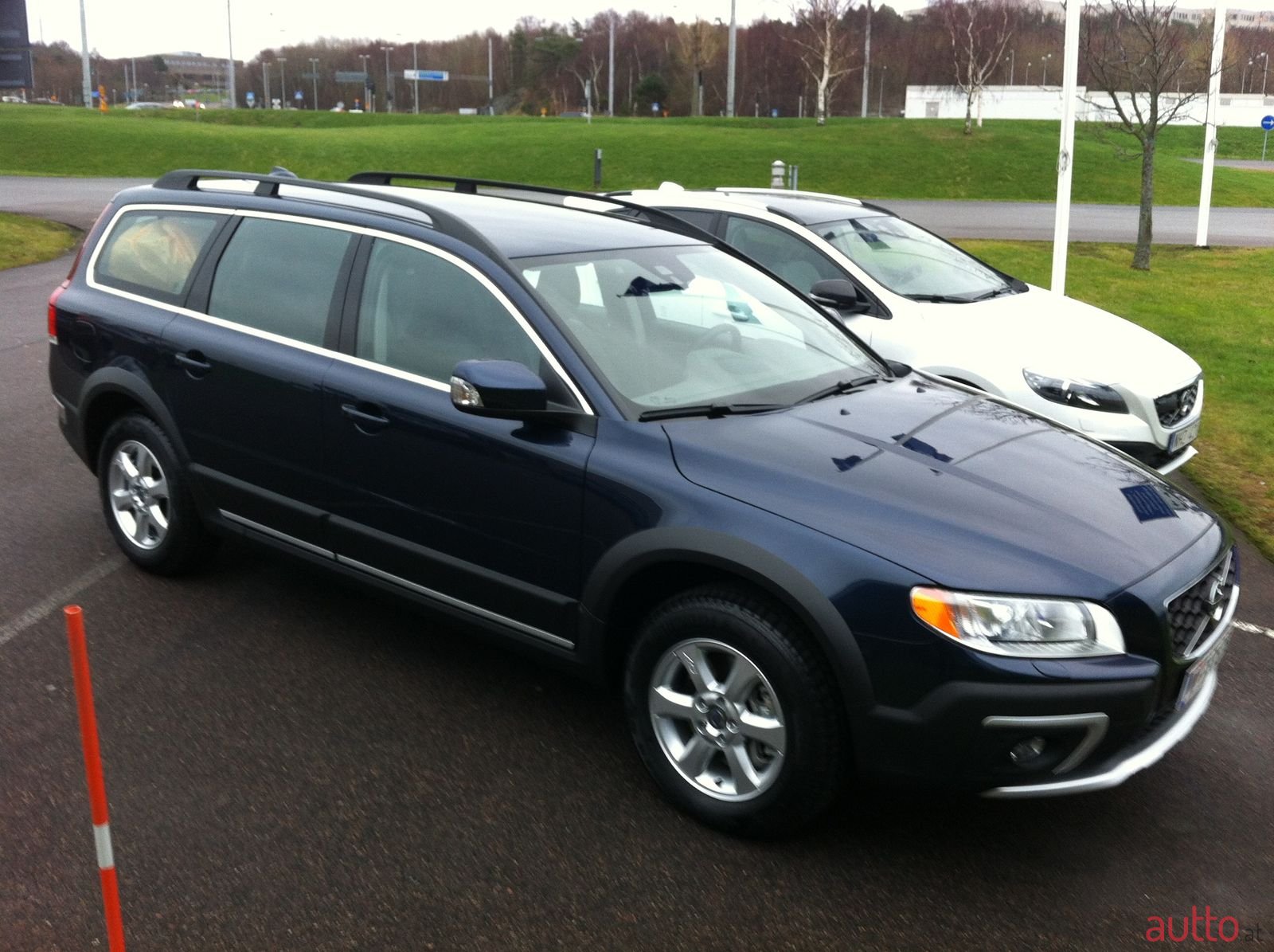 2014' Volvo XC70 AWD , aux engine heater. photo #4