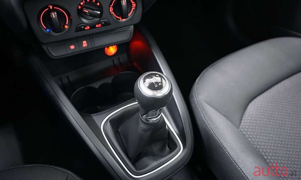 2021' Audi A1 photo #6