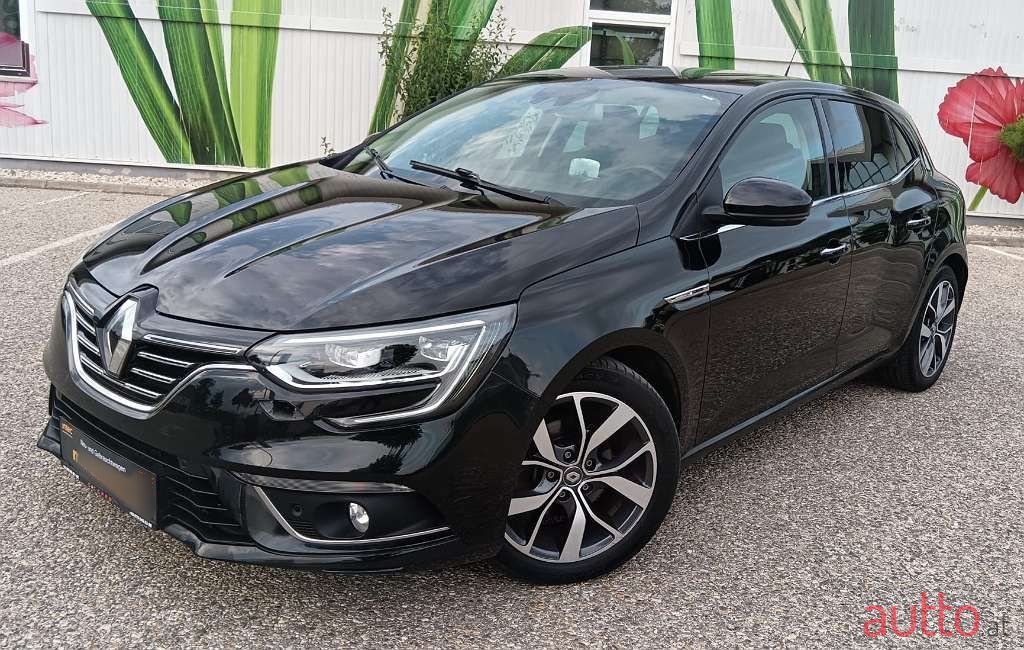 2017' Renault Megane photo #2