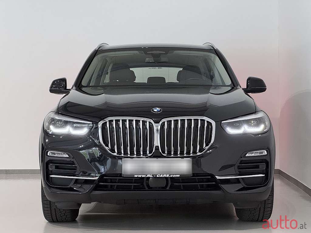 2020' BMW X5 photo #3