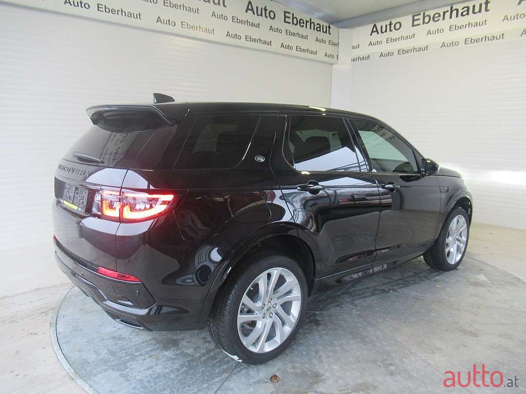 2022' Land Rover Discovery Sport photo #5