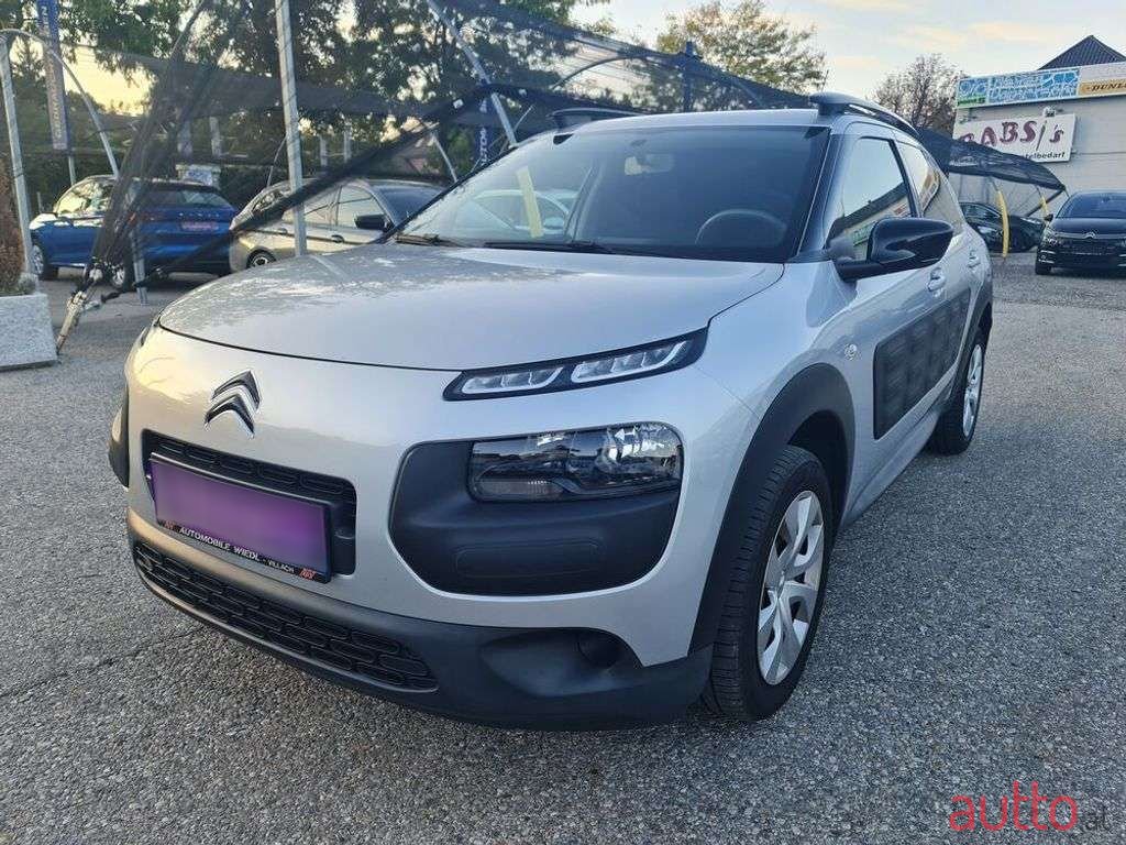 2017' Citroen C4 Cactus photo #1